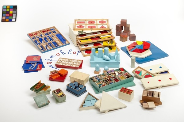 Century of the child:growing by design,1900-2000